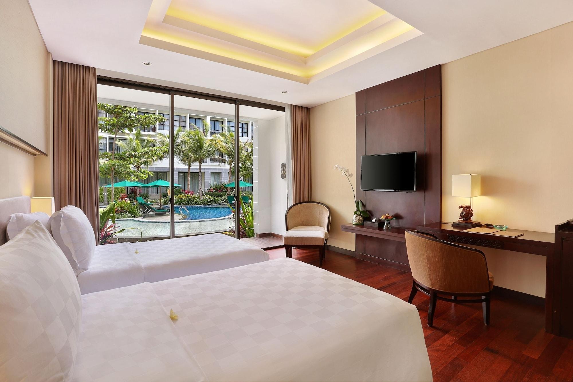 Bali Nusa Dua Hotel Exterior photo