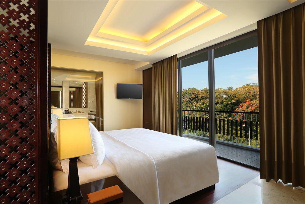 Bali Nusa Dua Hotel Exterior photo