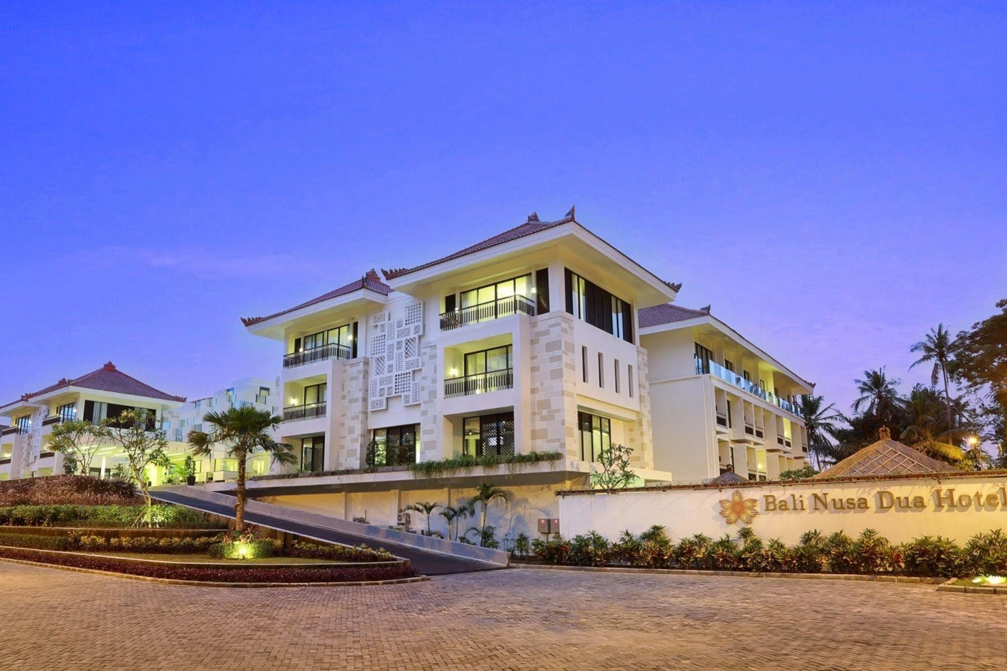 Bali Nusa Dua Hotel Exterior photo