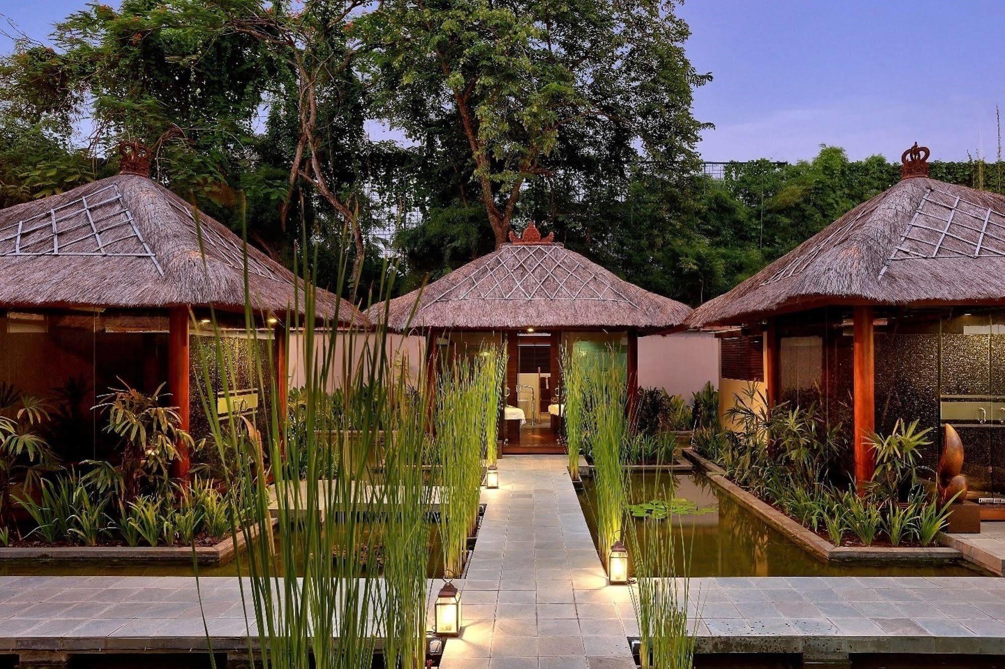 Bali Nusa Dua Hotel Exterior photo