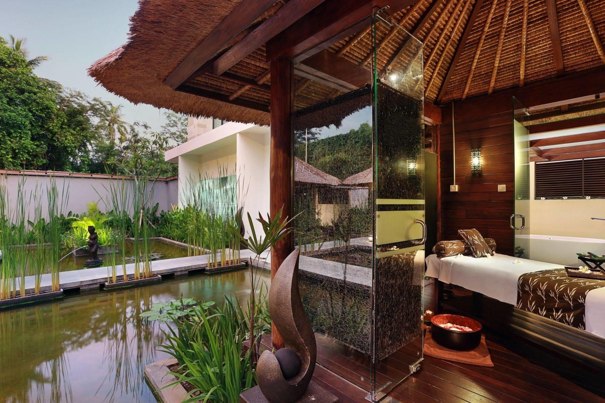 Bali Nusa Dua Hotel Exterior photo